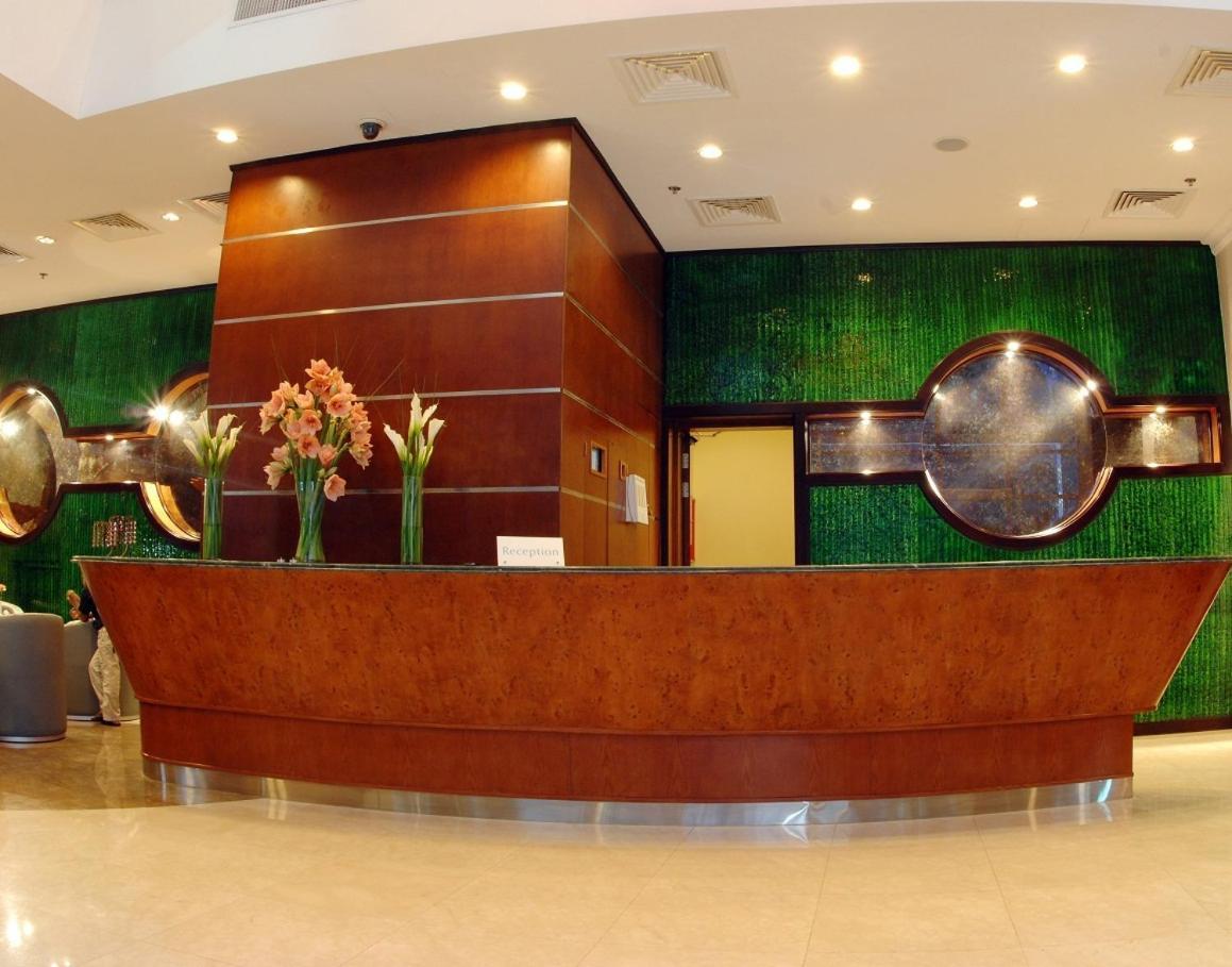 Hotel Gokulam Park