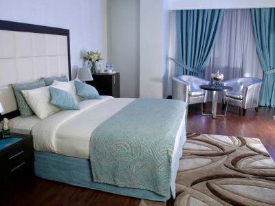 Gokulam Park 3*